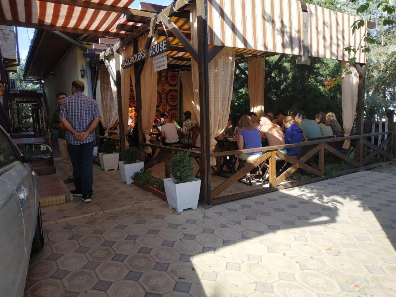 Sim Sim Hostel & Guest House Near The Church Samarcanda Exterior foto